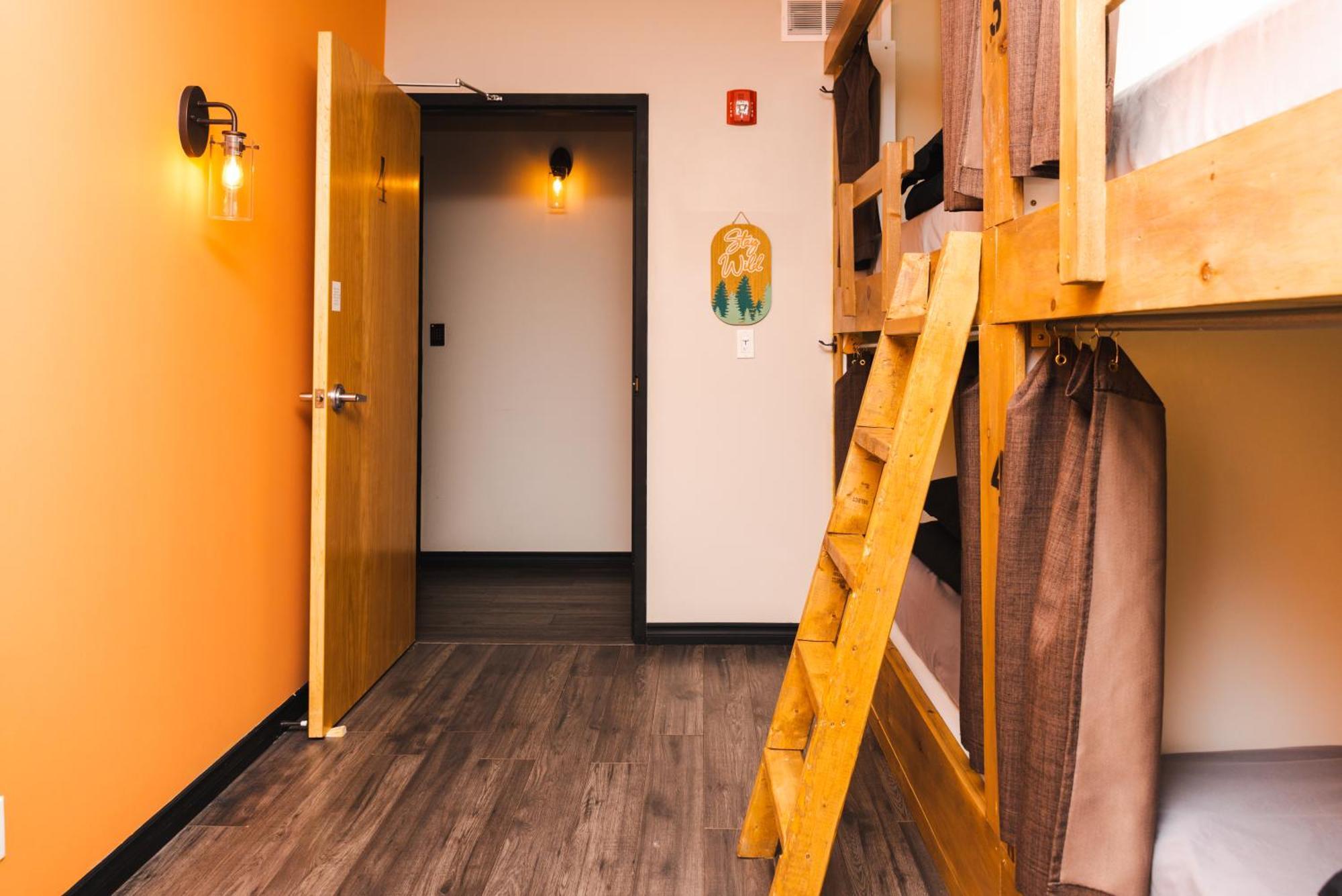 The Haven Hostel ธันเดอร์เบย์ ภายนอก รูปภาพ