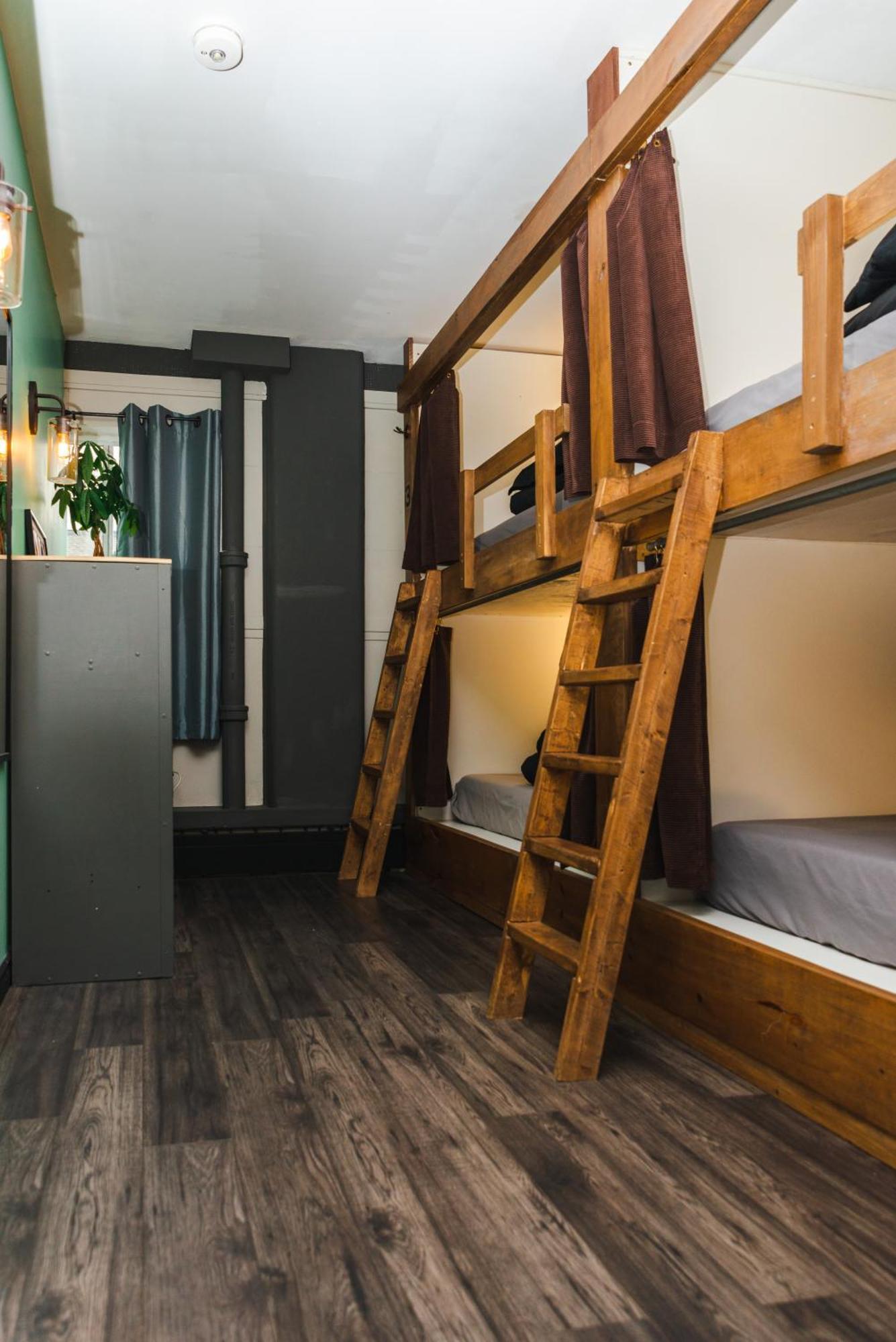 The Haven Hostel ธันเดอร์เบย์ ภายนอก รูปภาพ